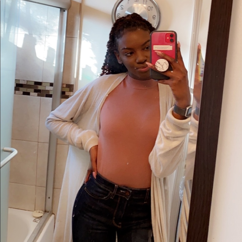 Meet your Posher, Christine